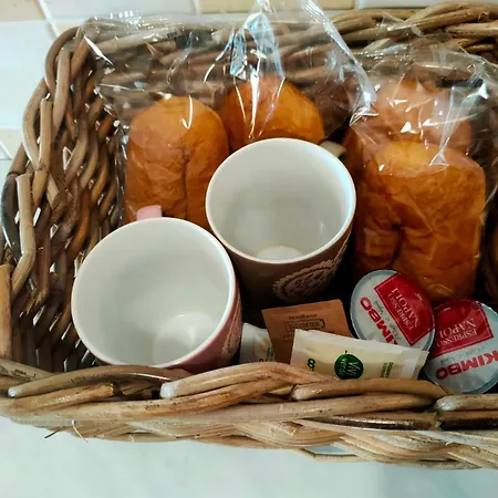 Lele House - Intero Aeroporto Di - Nuova Fiera Di Roma * פיומיצ'ינו