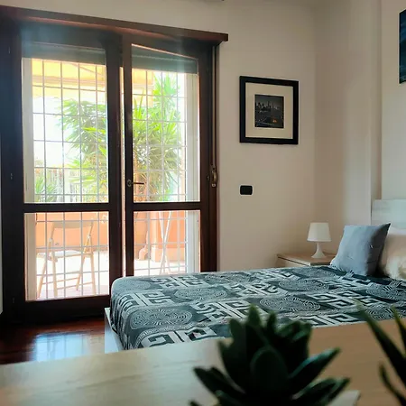 Lele House - Intero Aeroporto Di - Nuova Fiera Di Roma * פיומיצ'ינו