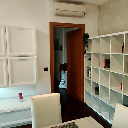 Apartment Lele House - Intero Aeroporto Di - Nuova Fiera Di Roma Fiumicino